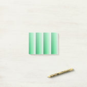 Groene schaduwstrepen post-it® notes (Op bureau)