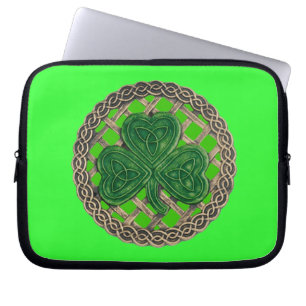 Groene Shamrock on Celtic Knoop Laptop Sleeve