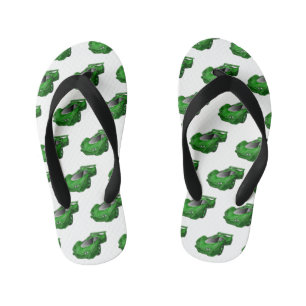 Groene sportwagen met luchtfolie kinder teenslippers