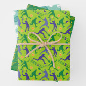 Groene tentennismotieven op vellen papier (In situ)