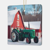Groene Tractor en Rode Schuur Keramisch Ornament (Links)