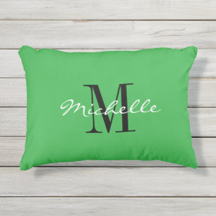 Groene tuinkussen met elegante naammonogram buitenkussen