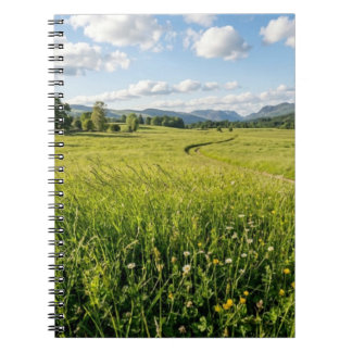 Groene Valleien en Bergen Natuurdagboek Notitieboek