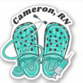 Groene Verpleegklompen & Spuit Monogram Waterdicht Sticker (Voorkant)