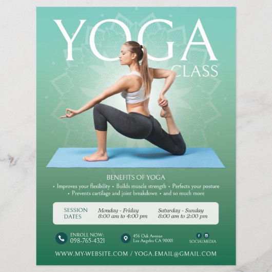 Groene Yoga Instructeur Studio Classes Flyer (Voorkant)