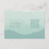 Groene zachte bergen bruiloft rsvp met qr code informatiekaartje (Voorkant)