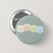 Groep glimlachende marshmallows ronde button 5,7 cm (Voorkant /achterkant)