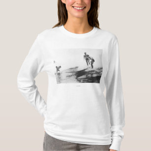 Groep Surfers in Honolulu, Hawaii Surfing T-shirt