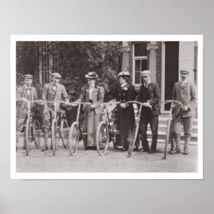 Groep van Edwardiaanse fietsers, begin jaren 1900  Poster