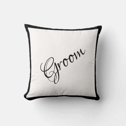 Groom Black Script Elegant Wedding Keepslag Kussen (Voorkant)
