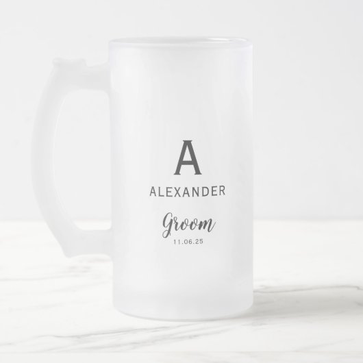 Groom Monogram Naam Bruiloft Matglas Bierpul (Links)