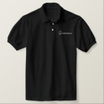 Groomsman Polo Shirt<br><div class="desc">Chemise Polo Groomsman en noir avec texte brodé blanc.</div>