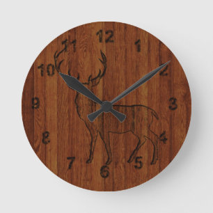 Groot Buck carved wood Effect Ronde Klok