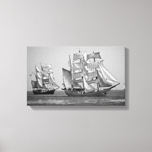 Groot schip zwart en wit canvas afdruk (Voorkant)