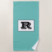 Groot zwart monogram met brede omtrek, Lt Blauwgro Strandlaken (Voorkant)