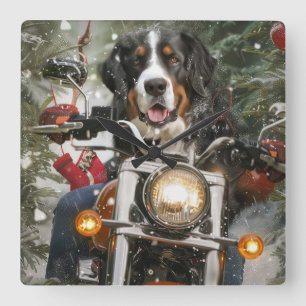 Groot-Zwitserse bergritten motorfiets kerst Vierkante Klok