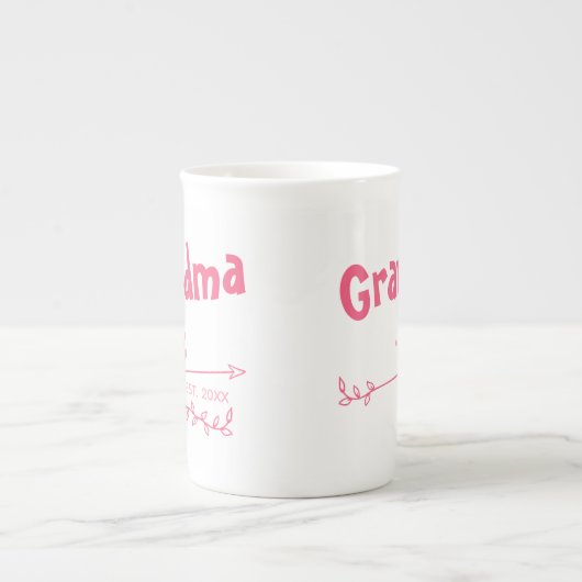 Grootma Est 20xx Roze Harten en Pijlen Porselein Kop (Voorkant)