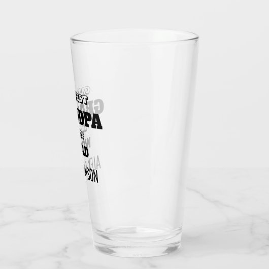 Grootste opa in wereldnaam glas (Links)