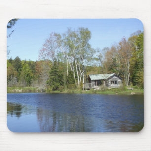 Grootvader's Rustieke Cabin Water Scene Muismat
