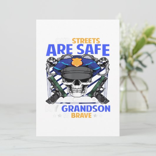 Grootzoon cadeau voor politieman met blauwe lijn feestdagenkaart (Staand voorkant)