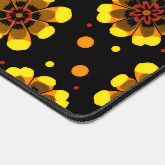 Groovy 70s Daisy Flower Power Pattern (Coin)