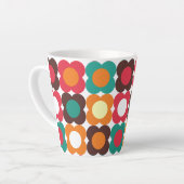 Groovy 70s Retro Flower Pattern | Bold Boho Floral Latte Mok (Linkerhoek)