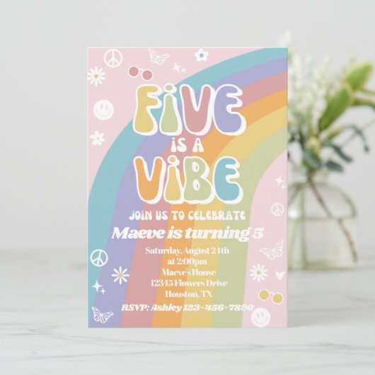 Groovy Birthday Uitnodiging | Vijf is een Vibe (Staand voorkant)