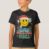 Groovy Christmas Vibes Smile Dearing Santa Hat Xma T-shirt (Voorkant)