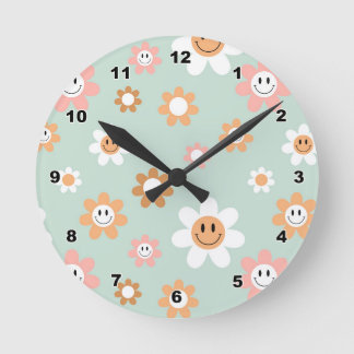 Groovy Daisies Wall Clock Ronde Klok