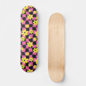 Groovy Daisy Floral Checkerboard, Y2K 90s Skateboard (Voorkant)
