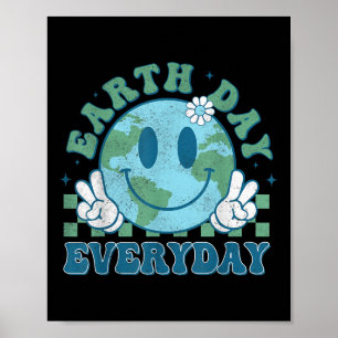 Groovy Earth Day 2025 Elke dag glimlach gezicht Sa Poster