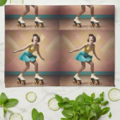 Groovy Glide: Retro ritmes op Schaatsen wielen Theedoek (Gevouwen)