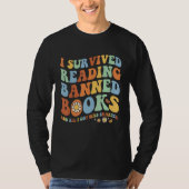 Groovy I Survived Reading Banned Books Book Booka T-shirt (Voorkant)