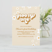 Groovy One Retro Daisy 1e verjaardag uitnodiging (Staand voorkant)
