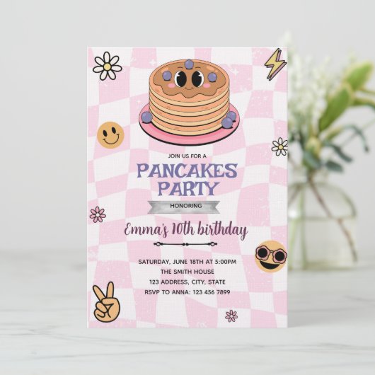 Groovy pancake party invitation (Debout devant)