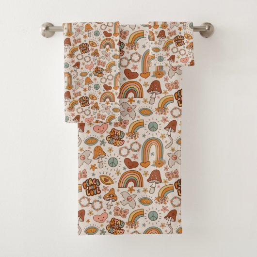 Groovy Pastel Towel 60s Terracotta Bloom Accent Bad Handdoek (Insitu)