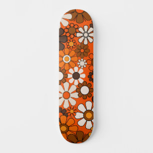Groovy Retro 70s Bloemmotief Oranje en Bruin Skateboard