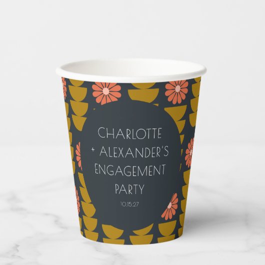 Groovy Retro 70s Floral Custom Engagement Party Papieren Bekers (Voorkant)