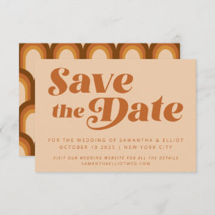 Groovy Retro 70s Typografie Rainbow Pattern Brown Save The Date