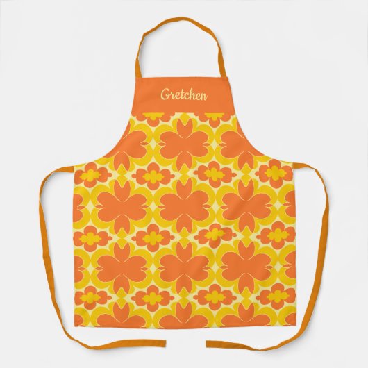Groovy Retro Bloemen in Sinaasappel Geel Ontwerp Schort (Voorkant)