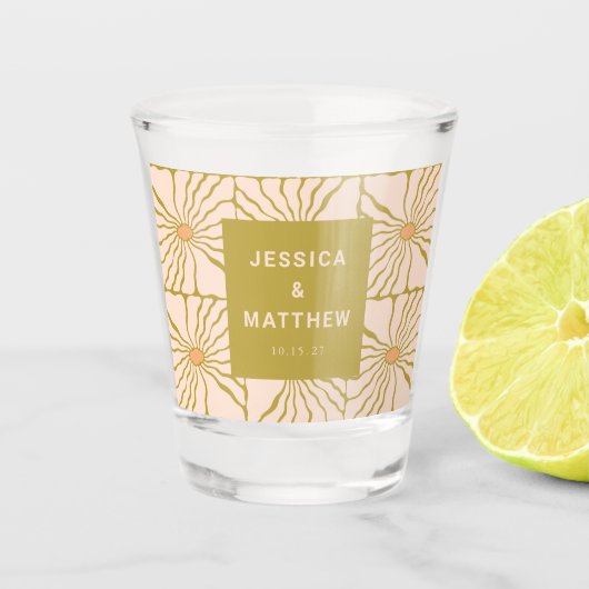 Groovy Retro Chartreuse Botanische Aangepaste Brui Shot Glas (Voorkant)