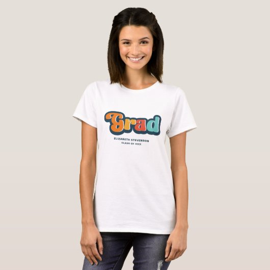 Groovy retro kleurrijke Afstuderen typografie T-shirt (Voorkant volledig)