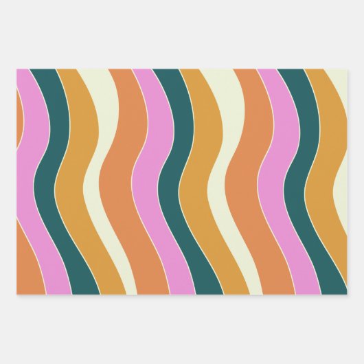 Groovy Retro Pink en Green Wavy Lines Inpakpapier Vel (Voorkant)