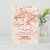 Groovy Retro Rainbow Roller Skateday Party Kaart (Staand voorkant)