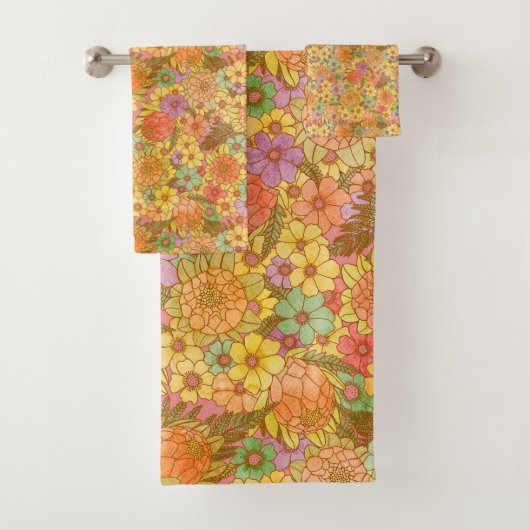 Groovy Retro Summertime Protea en Daisy Pattern Bad Handdoek (Insitu)