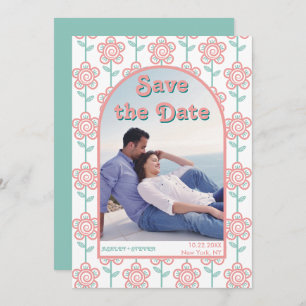 Groovy roze en aqua bloemen 70s geïnspireerd foto save the date