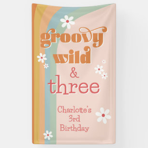 Groovy Wild en Three White Daisy Girl's Birthday Spandoek