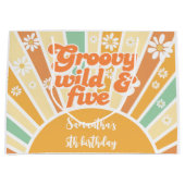 Groovy wild en vijf retro zon kinderen verjaardag groot cadeauzakje (Voorkant)