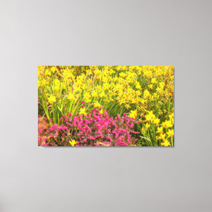 gros plan de fleurs colorées sur une impression su