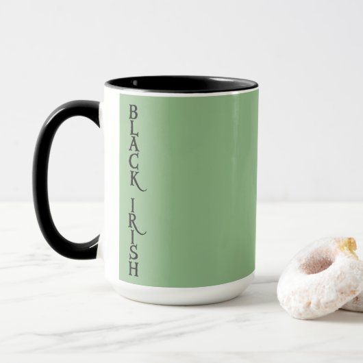 Grosse tasse verte noir irlandais (Avec donut)